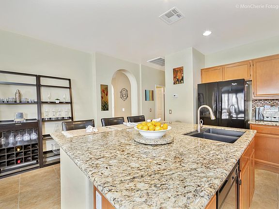4th image of 82890 Port Wine Ln