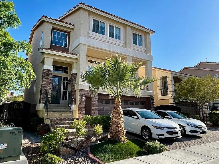 6783 Flamenco Ct — Photo 1