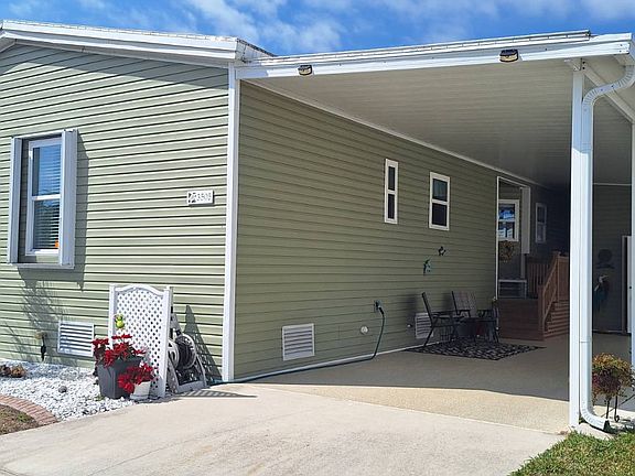 4th image of 3505 Stockton Rd