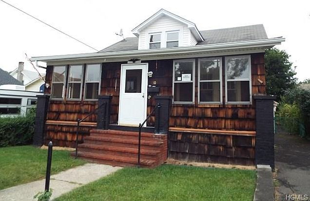 1st image of 30 Columbus Ave