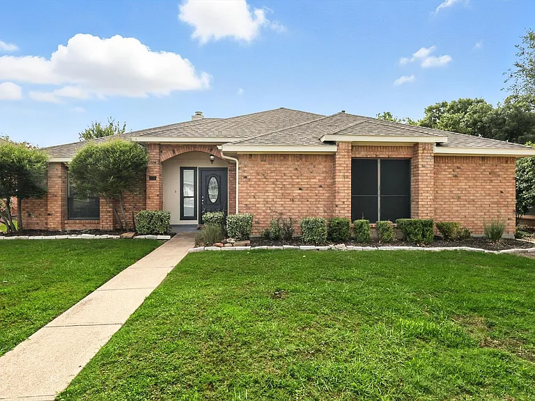 5446 Meadow Vista Ln — Photo 1
