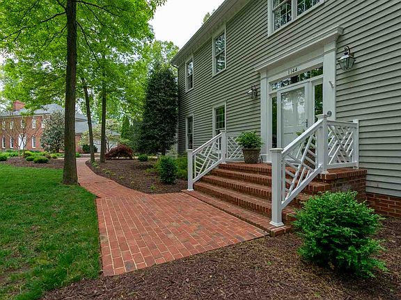 2nd image of 1144 Nelson Dr