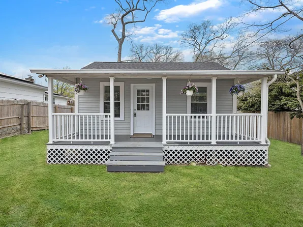 31 Ormond Avenue, Selden, NY 11784