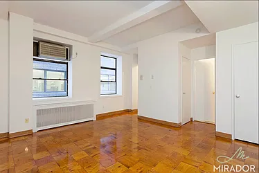 132 East 45th Street