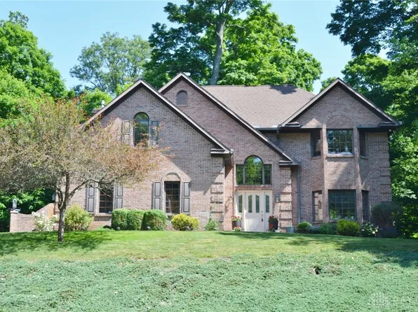 4214 Stone Bridge Dr, Springfield, OH 45504