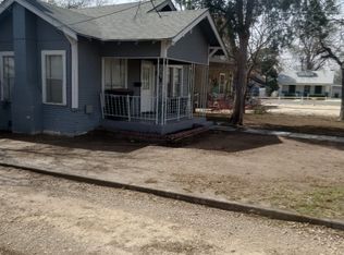 203 E 1st St, Del Rio, TX 78840