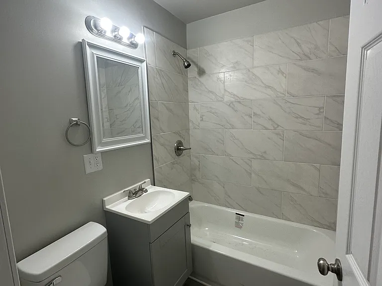 2546 E 23rd Ave — Photo 14