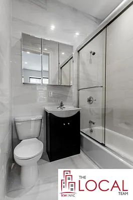 Rented by Keller Williams NYC | media 17