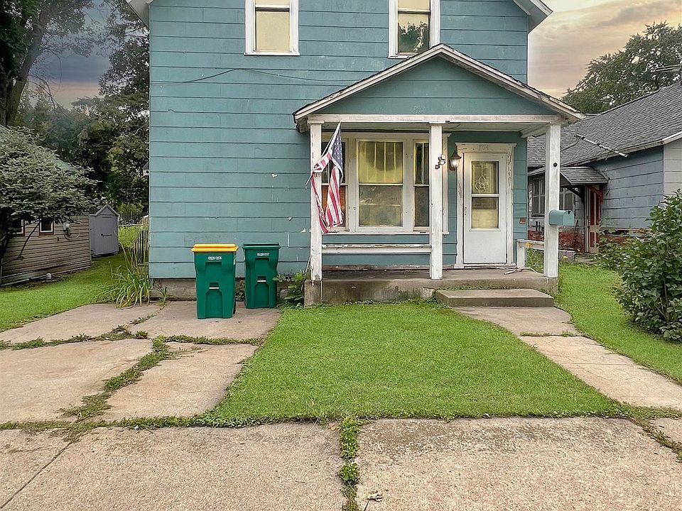 104 Lake St, WI 54143 MLS 50280251 Zillow