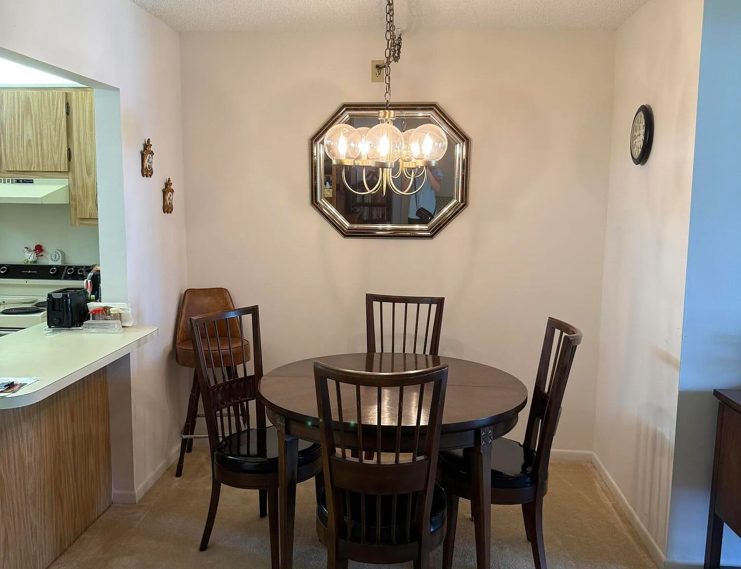 2 bed, 1.0 bath, 804 sqft, $1,450 — Photo 3