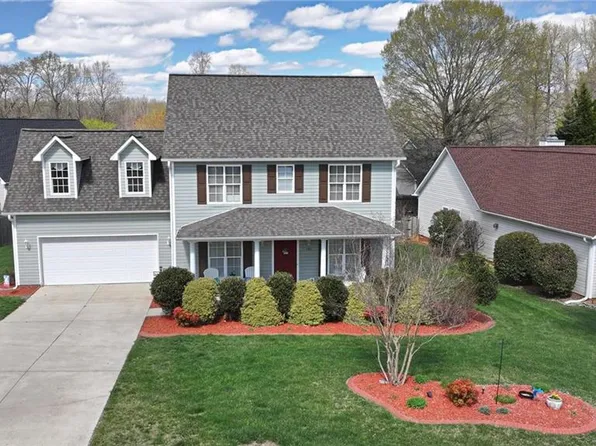 101 Brightleaf Ct, Archdale, NC 27263