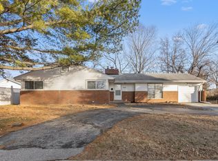 10104 Bellefontaine Rd, Saint Louis, MO 63137