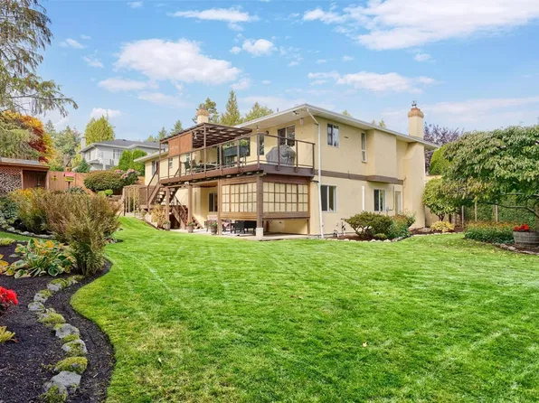 5179 Del Monte Ave, Saanich, BC V8Y 1X3