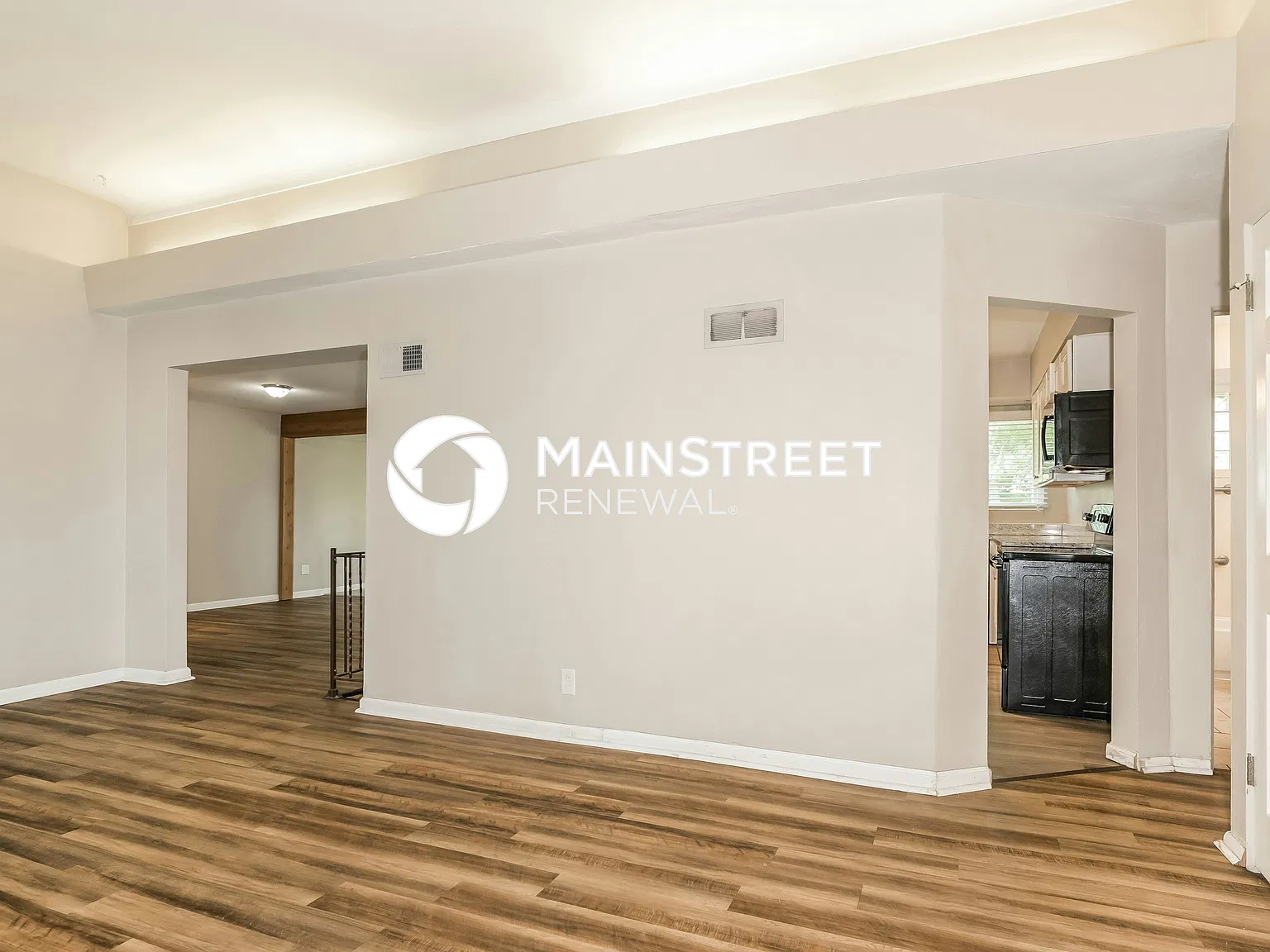 7808 Winward Dr — Photo 3