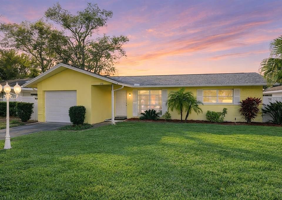 1st image of 2589 Redwood Cir