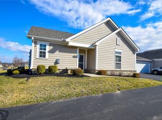 4716 Cobblestone Dr, Tipp City, OH