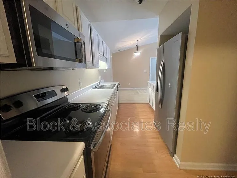 5097 Meadowland Ct — Photo 6