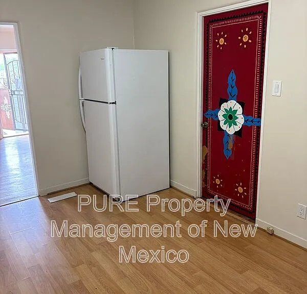 536 Arizona St SE — Photo 9