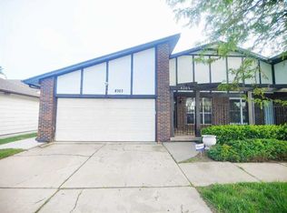 8703 E Lakeland Cir, Wichita, KS 67207