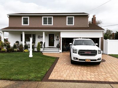 1 Highland St W, Massapequa, NY, 11758