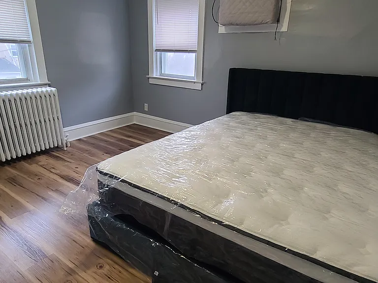 210 Long Ln — Photo 21