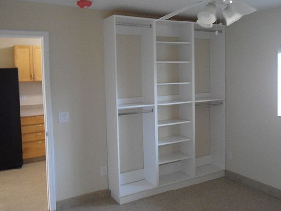 5th image of 2728 W Belmont Ave