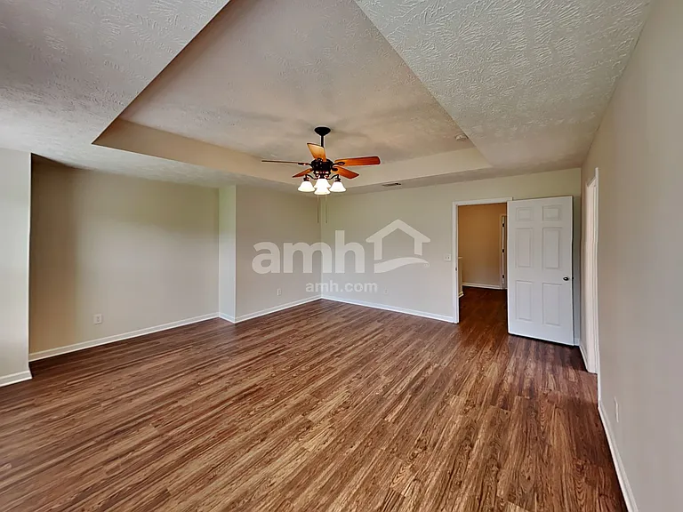 1027 Gannett Rd — Photo 10