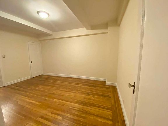 5th image of 127 W 96th St #6E1