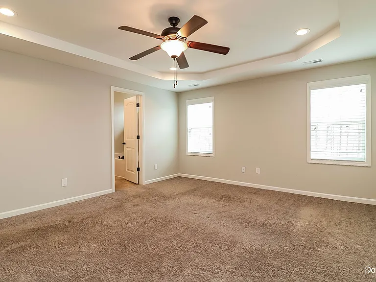 317 Lanier Pl — Photo 8