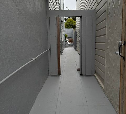 2nd image of 1425 Moraga St #B