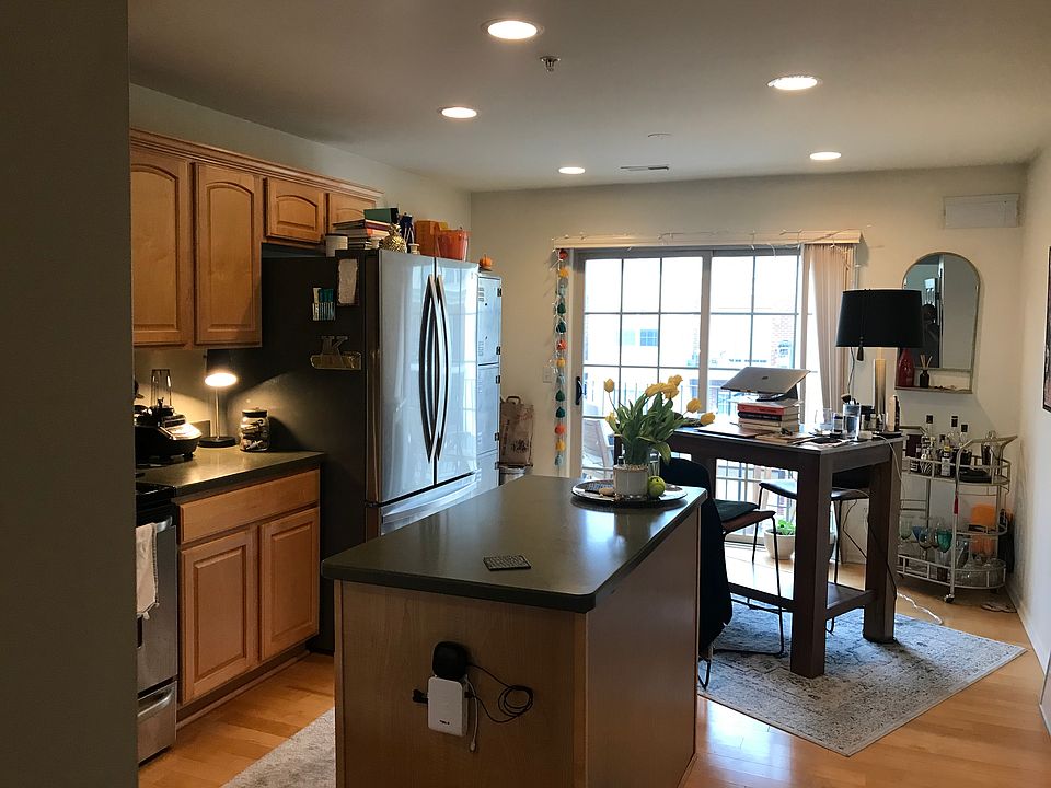 1st image of 1407 Ashford Ct
