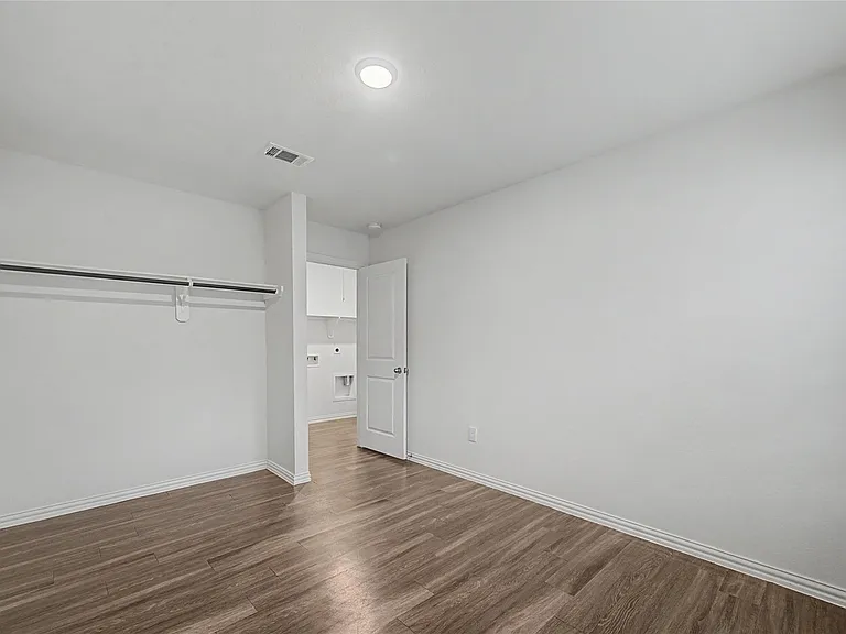 5409 Nielan St #B — Photo 22