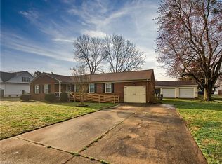 196 Cedar Rd, Poquoson, VA 23662