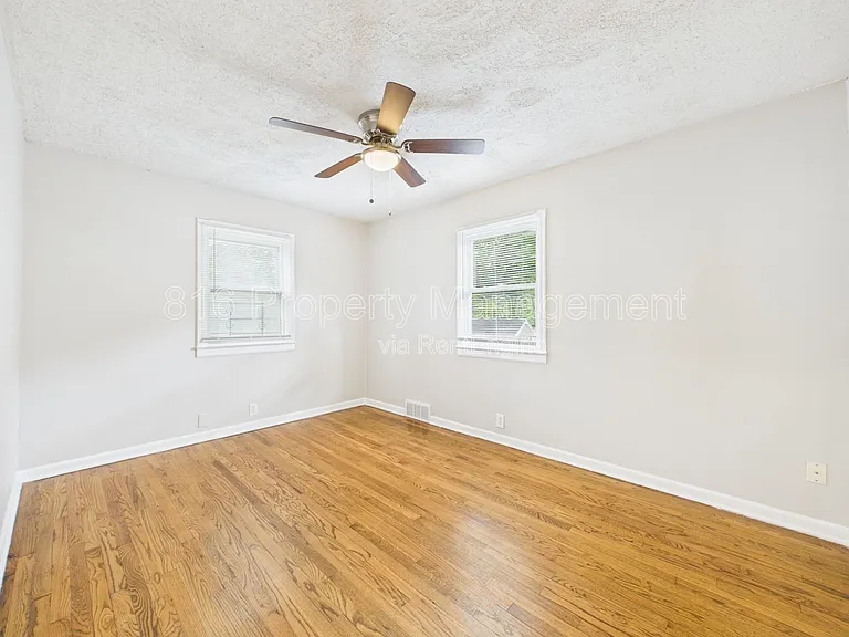 3437 Jackson Ave — Photo 14