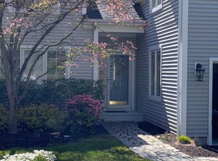 14 Westview Ln, Brookfield, CT 06804