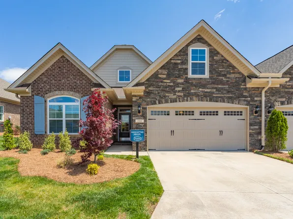 2802 Friedberg Village Dr, Winston Salem, NC 27127