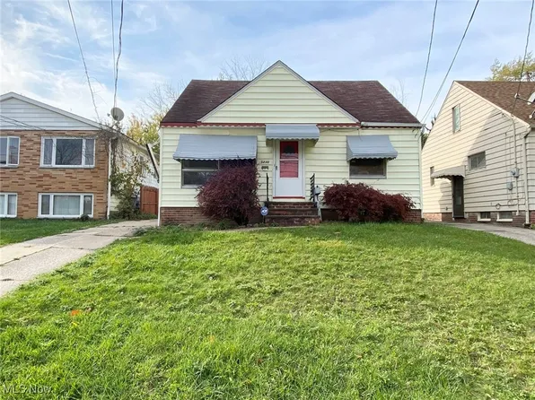 5230 Forest Ave, Maple Heights, OH 44137