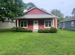 202 N Holly St, Beebe, AR 72012