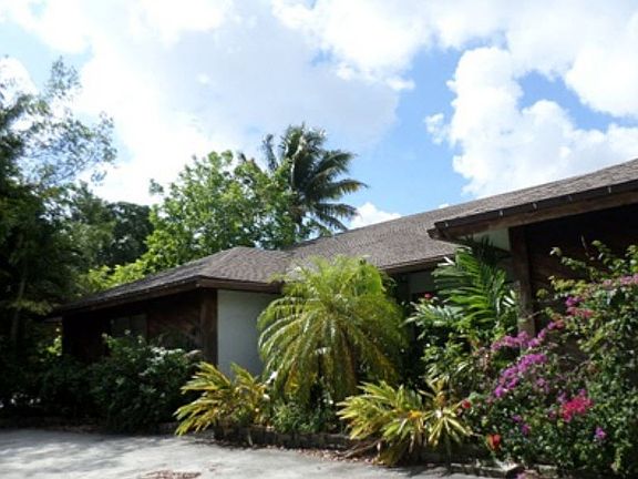 2nd image of 6720 NW 45th St