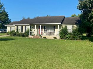 951 Carver Church Rd, Douglas, GA 31535