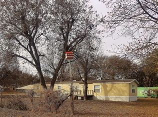 310 N Broadway St, Blanket, TX 76432