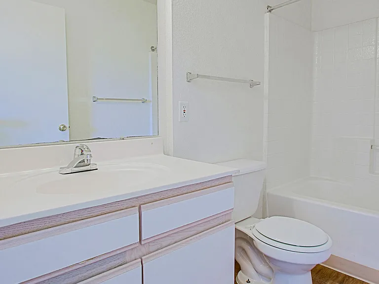 Villa Nueva — Photo 11