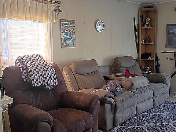 2nd image of 15130 S Maple Lane Rd