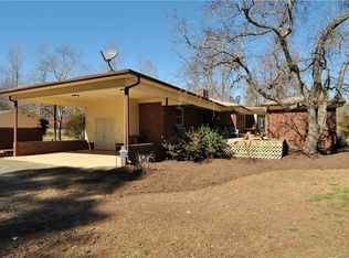 8243 Snow Camp Rd, Snow Camp, NC 27349