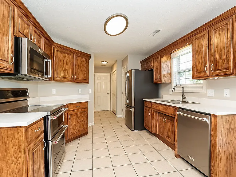 9109 Eddystone Ct — Photo 6