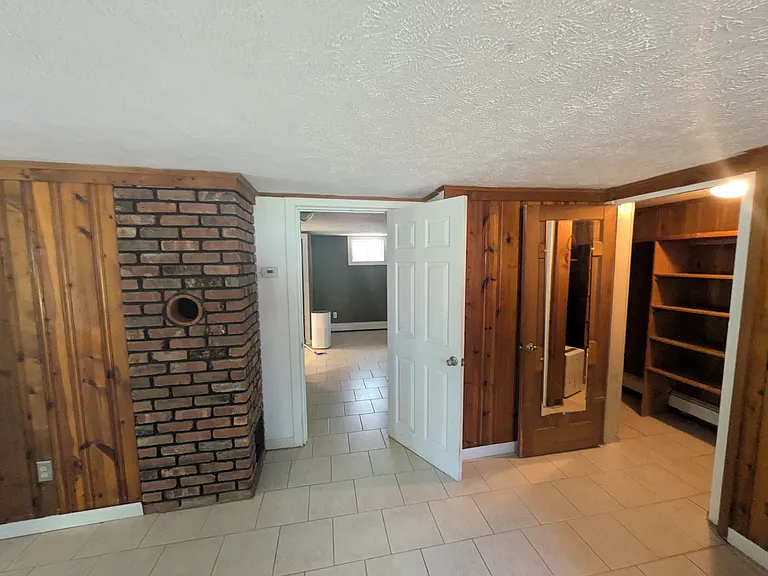 51 Gilbert St #2 — Photo 7