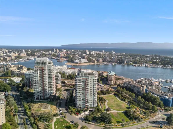 60 Saghalie Rd #605, Victoria, BC V9A 0H1