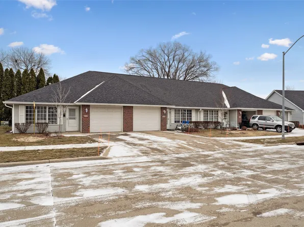 319 13th Ave SW #13, Altoona, IA 50009