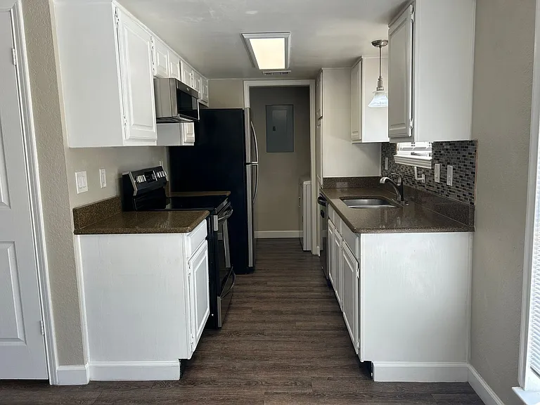 2128 Park Willow Ln #A — Photo 8