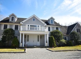 (Undisclosed Address), Southampton, NY 11968